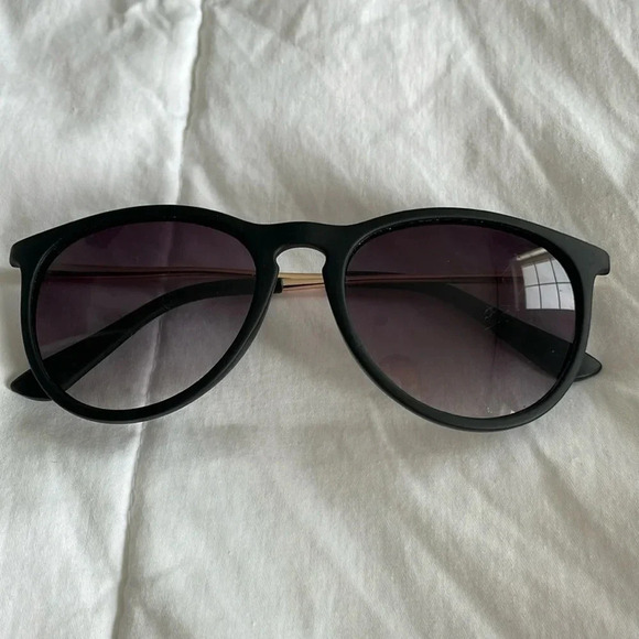 🔥4/$20 Jeanne  Becker Sunglasses - FREE with purchase - Picture 1 of 9